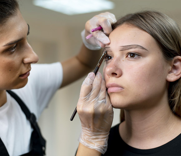 Permanent Make-up, Waxing, Microblading, Augenbrauen, Wipmern, Lidstrich, Lippen, Haare, Narben, Gesicht, dauerhaften kosmetischen T&auml;towierungen