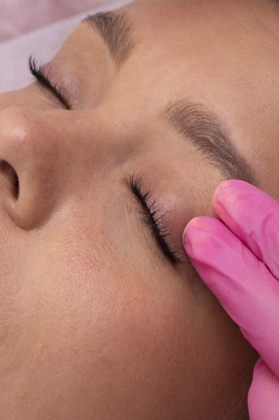 Permanent Make-up, Waxing, Microblading, Augenbrauen, Wipmern, Lidstrich, Lippen, Haare, Narben, Gesicht, dauerhaften kosmetischen T&auml;towierungen